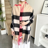 China Replica Burberry Scarf 40usd Only